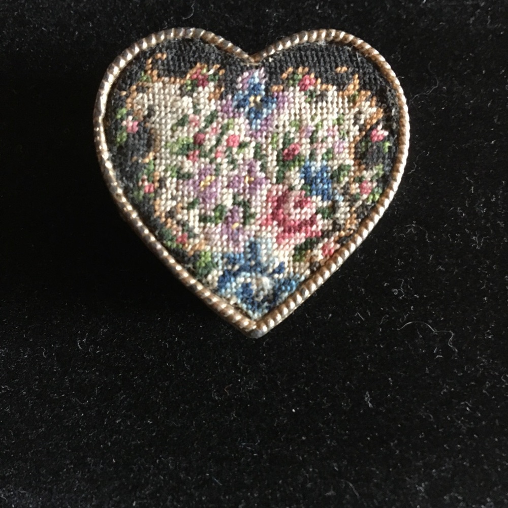 Vintage Petit Point Compact